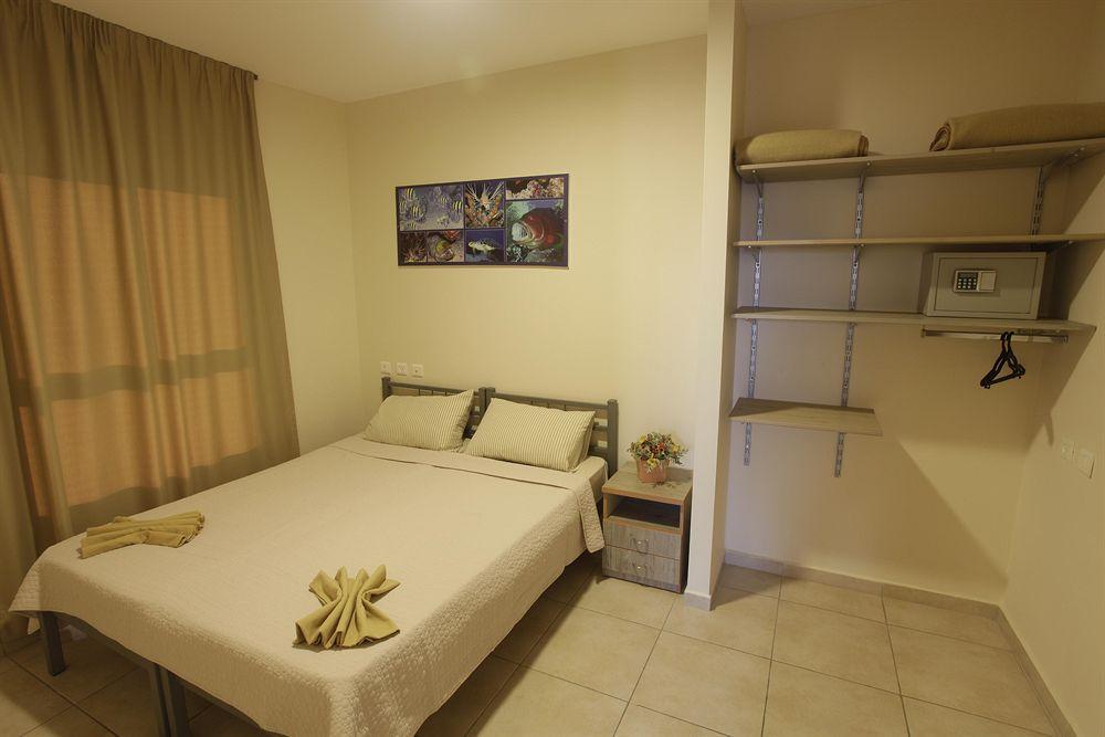 Tzabar Hotel 3*