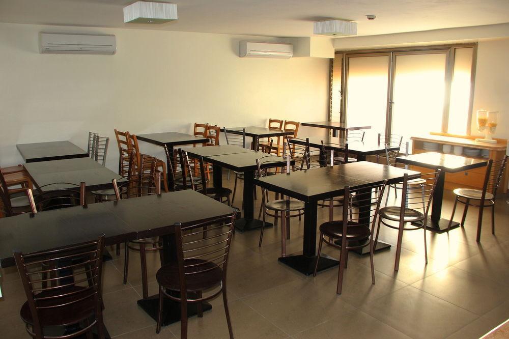 Tzabar Hotel