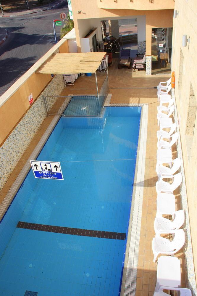 Tzabar Hotel 3*